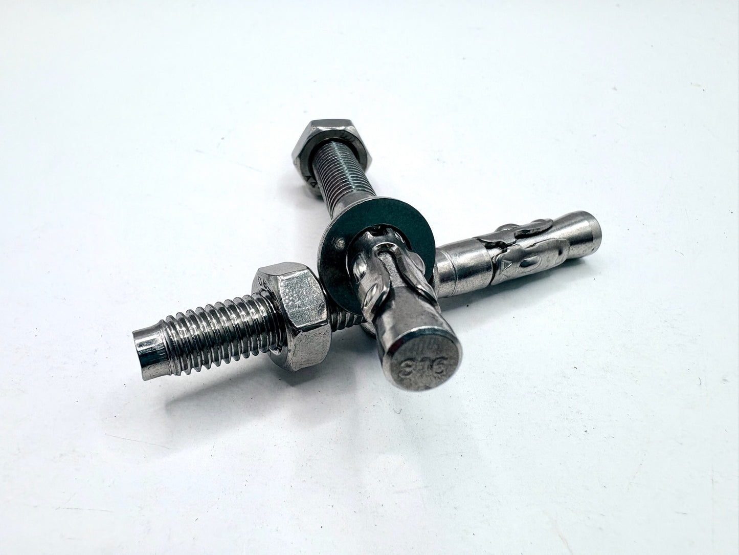 Wedge anchor expansion bolt